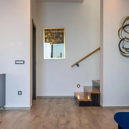 Schoenes Ziganto By Interhome Poljane