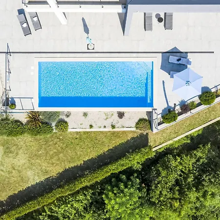 Schoenes Ziganto By Interhome * Poljane