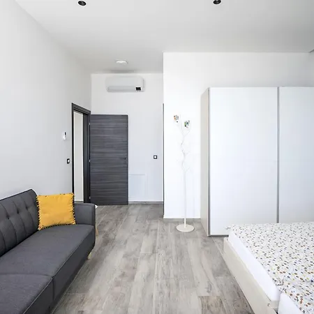 Schoenes Ziganto By Interhome