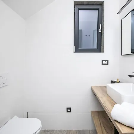 別荘 Schoenes Ziganto By Interhome *