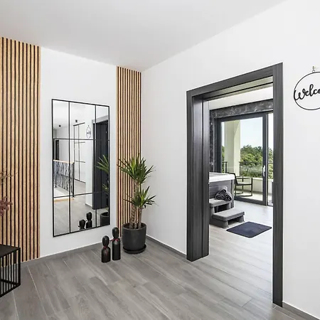 Schoenes Ziganto By Interhome * Poljane