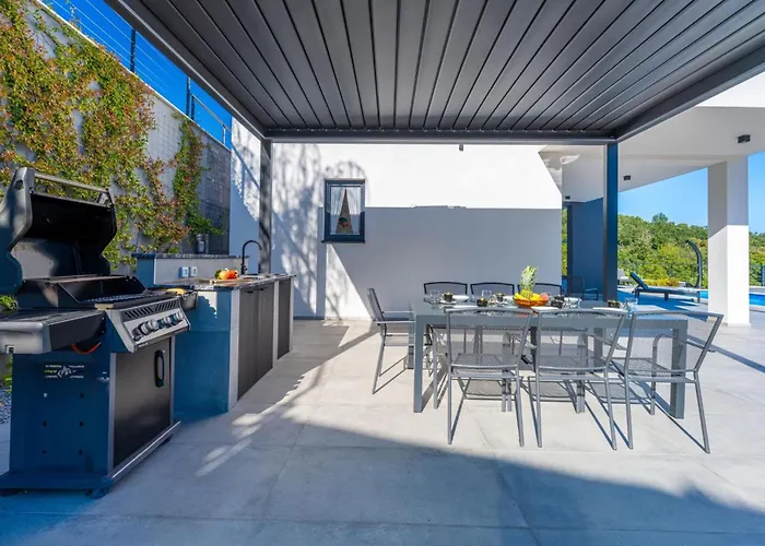 Schoenes Ziganto By Interhome * Poljane