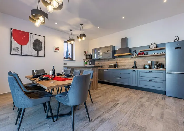 Schoenes Ziganto By Interhome * Poljane